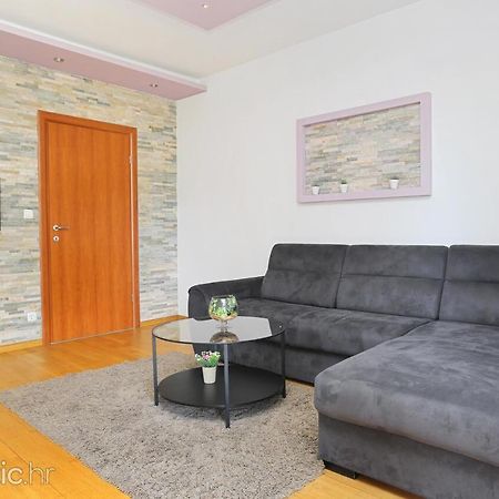 Deluxe Apartment Bagaric Трогір Екстер'єр фото