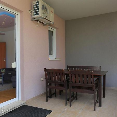 Deluxe Apartment Bagaric Трогір Екстер'єр фото